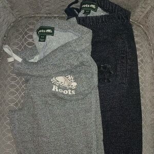 Size small men's and woman's Roots sweat pants